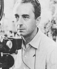 Michelngelo Antonioni (nacido en 1912)