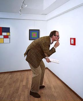 Que pequeo cuadro en esta exposicin!